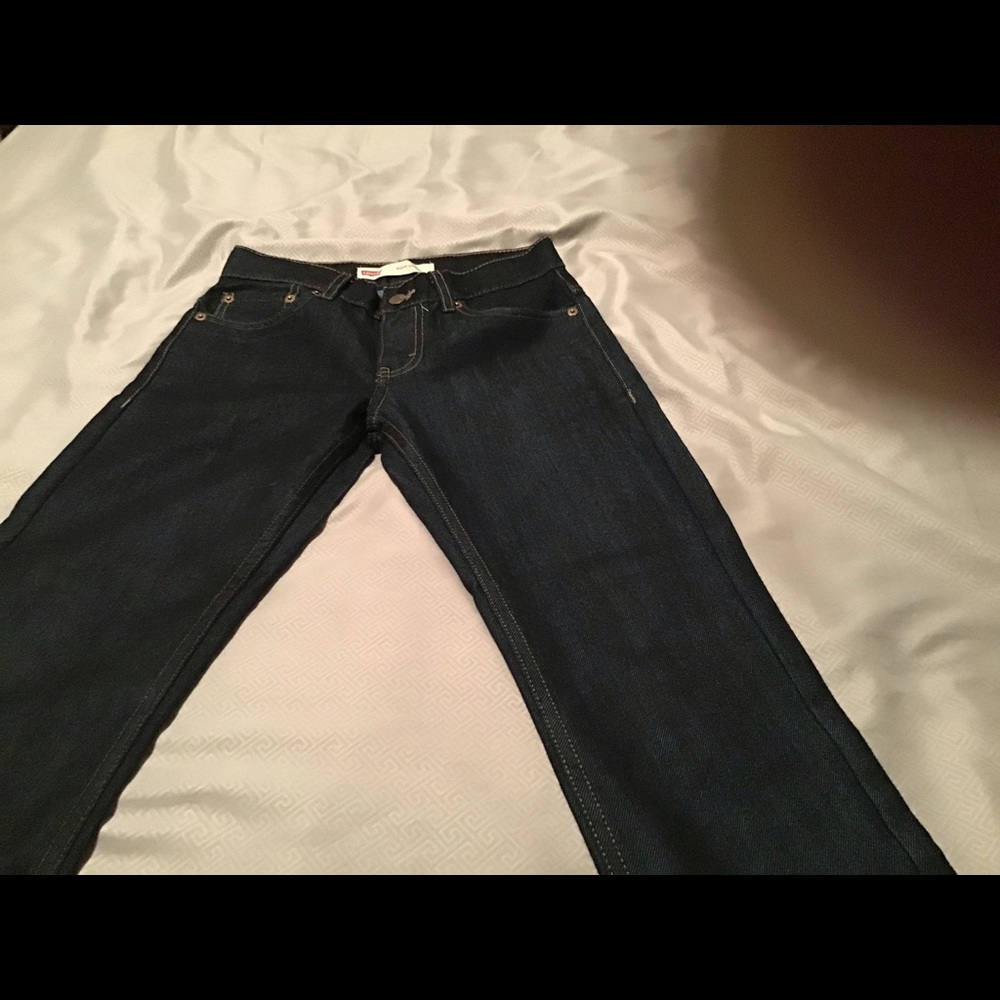 Levi’s navy boys